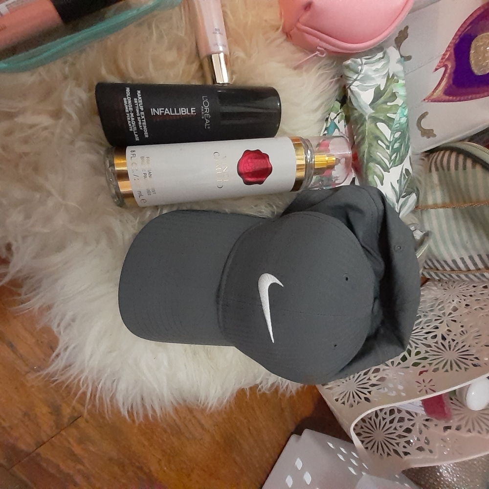 Nike hat